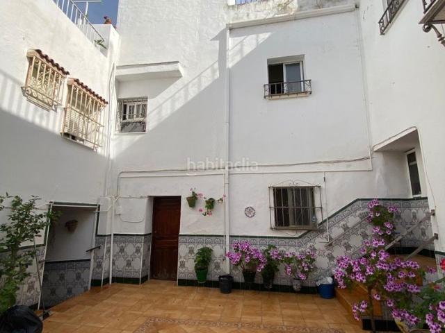 Casa en venta en Marchena. CASA EN PATIO DE VECINOS EN MARCHENA. Casas.