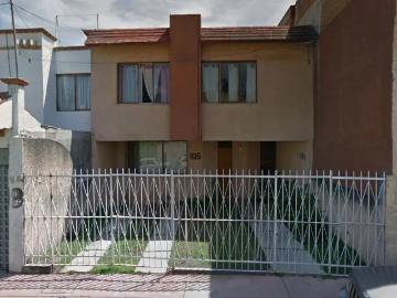 CASA EN VENTA EN MARCOS M. JIMÉNEZ, PÁTZCUARO, MICHOACÁN