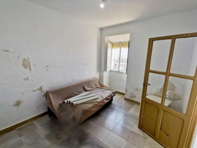 Casa en venta en Martos. CASA CON PATIO ZONA COBATILLAS. Casas.