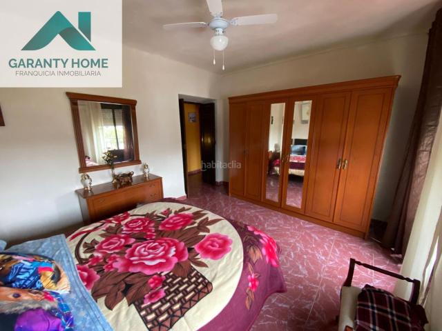 Casa en venta en Martos. Casa con piscina y nave en Monte Lope Álvarez. Casas.