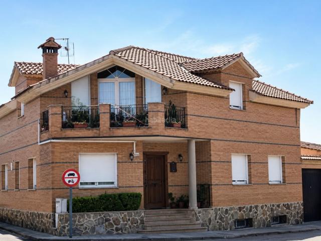 Casa en venta en Mata La. Casa Chalet independiente en venta en San Pedro. Casas Mata.