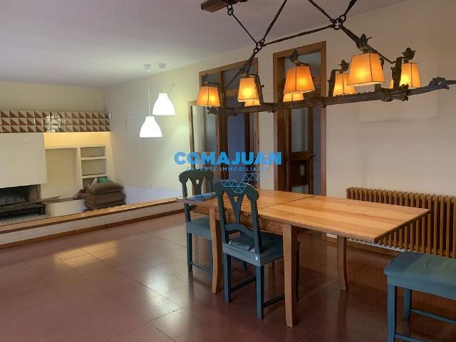 Casa en venta en Mataró, de 475 m² 5 habitaciones por 620.000
