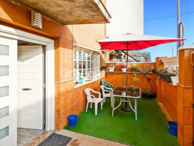 Casa en venta en Mataró, Els Molins. Casa pareada en los Molinos, Mataró. Casas.