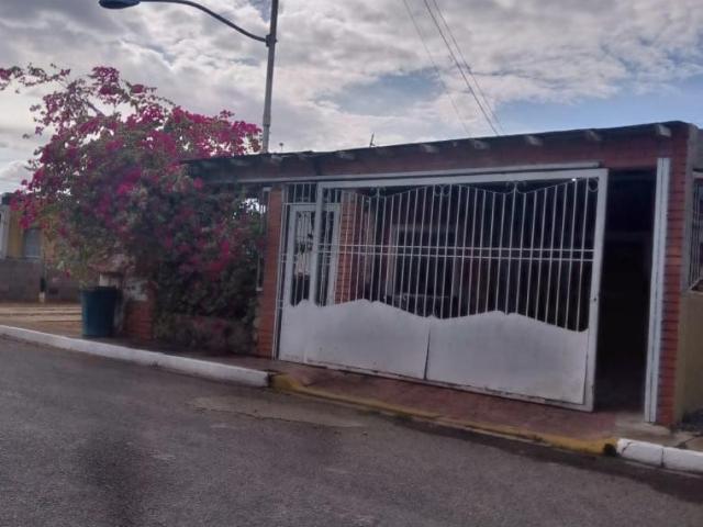 Casa en Venta en Maturín Monagas 70 m2. 3 hab