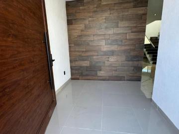 CASA en VENTA en Mayorca, 3 Recamaras Amplias con baño ESTUDIO