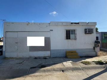 CASA EN VENTA EN MAZATLAN, SINALOA FRACC. PRADERA DORADA