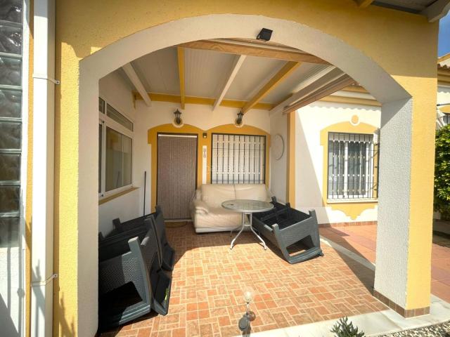 Casa en venta en Mazarrón, Mazarrón Casco Urbano. Precioso bungalow en venta en Country Club Mazarrón!. Casas.