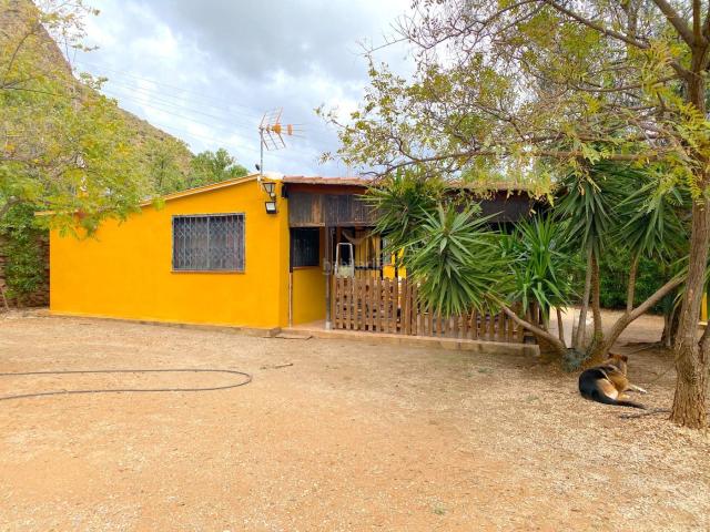 Casa en venta en Mazarrón, Bolnuevo. Encantadora casa de campo en venta en Pastrana Mazarrón Murcia. Casas.