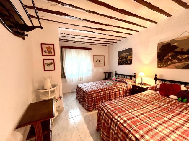 Casa en venta en Mazuecos. GRAN CASA MAZUECOS. Casas.