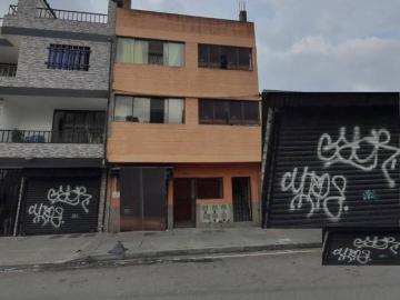 Casa En Venta En Medellin En Cristo Rey V344694