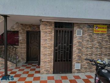 Casa En Venta En Medellin En Cristo Rey V372791