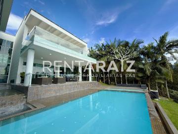 Casa En Venta En Medellin En El Poblado V117716