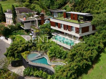 Casa En Venta En Medellin En El Poblado V252864