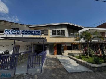 Casa En Venta En Medellin En Estadio V373255