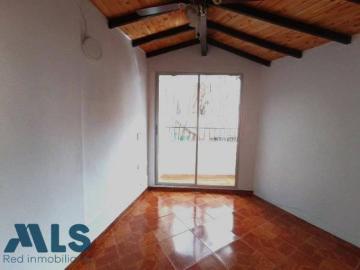 Casa En Venta En Medellin En Guayabal V321745