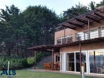Casa En Venta En Medellin En Las Palmas V371865