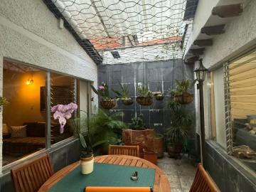 Casa En Venta En Medellin En Laureles V354570