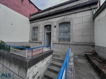 Casa En Venta En Medellin En Prado V323501
