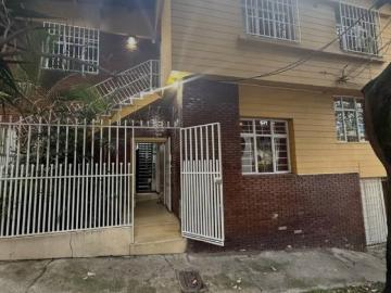 Casa En Venta En Medellin En Prado V373247
