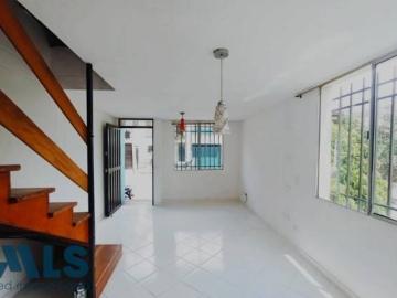 Casa En Venta En Medellin En Robledo V321352