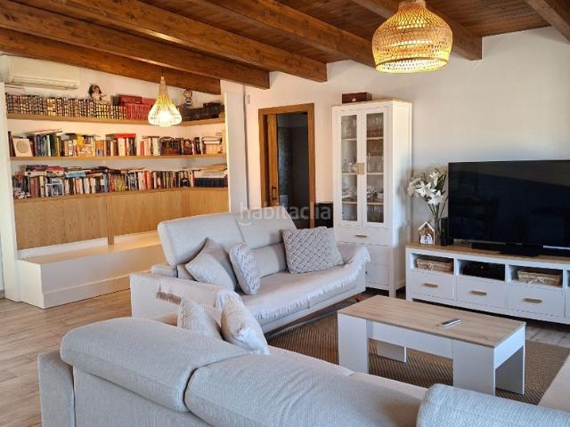 Casa en venta en Mejorada del Campo. Chalet independiente en la zona Las Acacias de Mejorada del Campo. Casas Mejorada del.