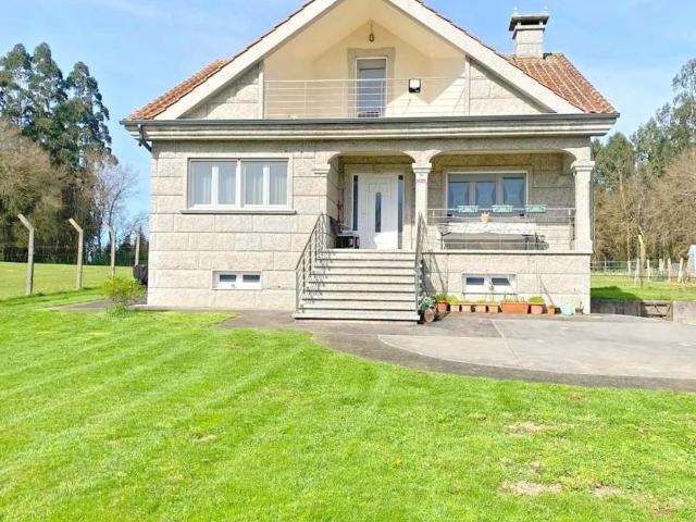 Casa en venta en Melide La Coruña