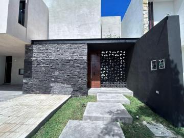 CASA EN VENTA EN MERIDA YUCATAN EN TEMOZON SOLUNA