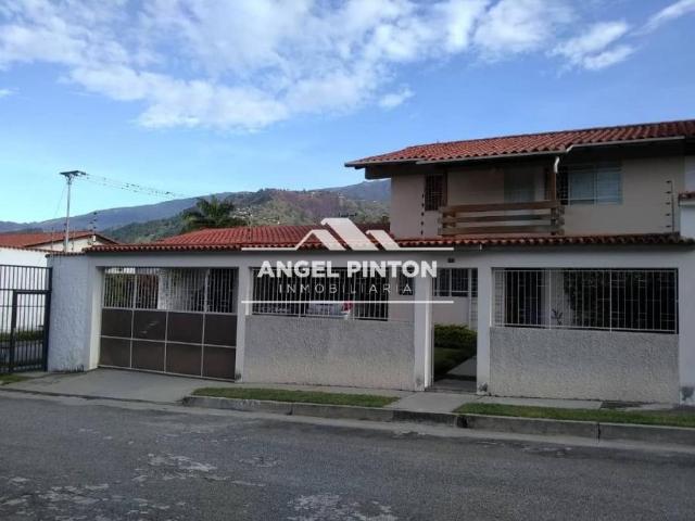 Casa en Venta en Mérida Mérida 250 m2. 3 hab