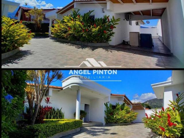 Casa en Venta en Mérida Mérida 432 m2. 5 hab
