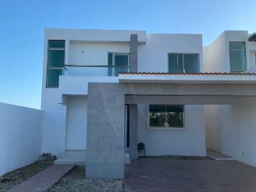 CASA EN VENTA EN MERIDA, PRIVADA XCANATUN, GRAN SAN PEDRO CHOLUL, CASA ARCE