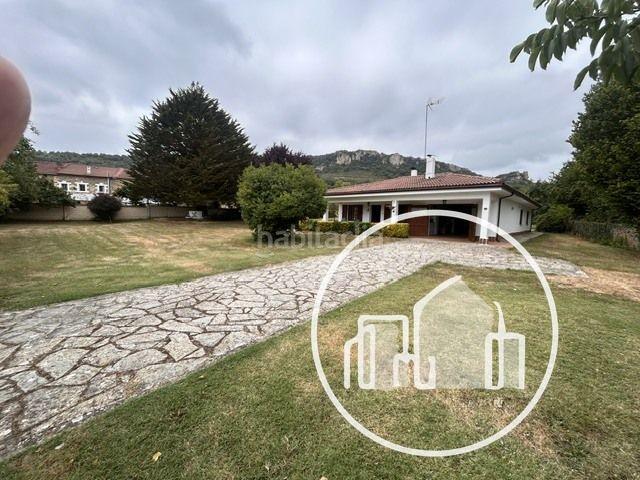 Casa en venta en Merindad de Montija. Chalet individual en planta baja en Merindad de Montija. Casas Merindad de.