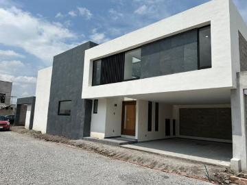 CASA EN VENTA EN METEPEC NUEVA EN FRACCIONAMIENTO