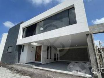 CASA EN VENTA EN METEPEC QUINTA SAN DIEGO