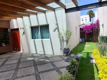 CASA EN VENTA EN METEPEC RESIDENCIAL VIANDAS