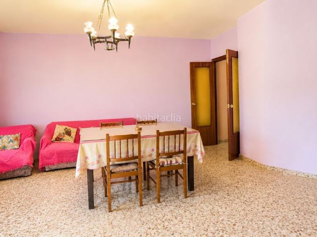 Casa en venta en Miajadas. PISO DE CUATRO DORMITORIOS, EN EL CENTRO DE MIAJADAS CÁCERES. Casas.
