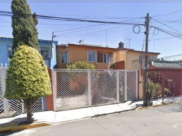 Casa en venta en Miguel Hidalgo, Tláhuac, Ciudad de México