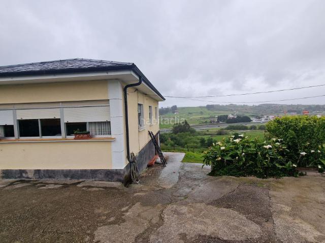Casa en venta en Miengo, Bárcena de Cudón Gomazo. Casa en venta en Cudón, 3 dormitorios. Casas.