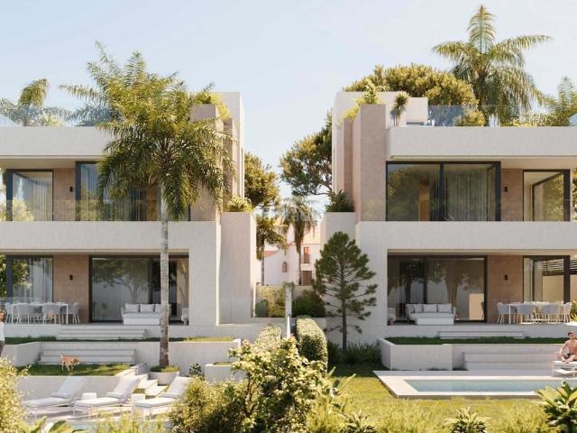 Casa en venta en Mijas, Calahonda. Casas.