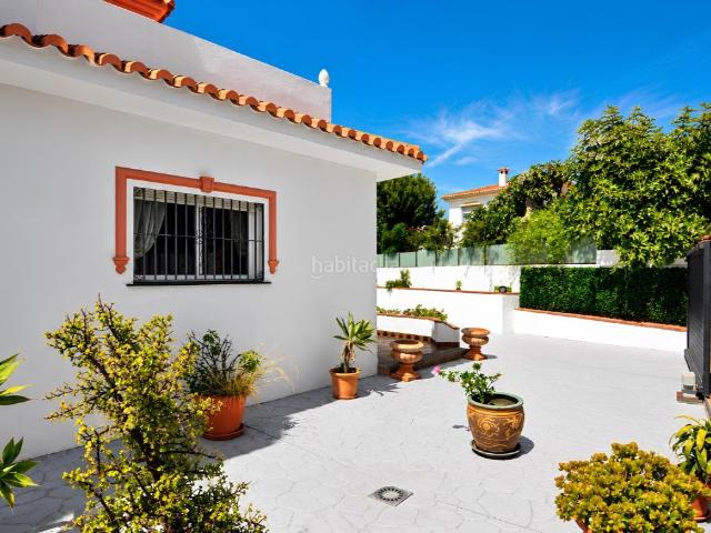 Casa en venta en Mijas, Campo de Mijas. Exclusiva villa independiente asentada sobre una generosa parcela privada de 800 m. Casas.