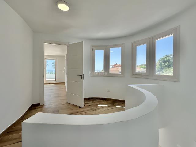 Casa en venta en Mijas, El Faro de Calaburra Chaparral. Villa independiente El Faro. Casas.