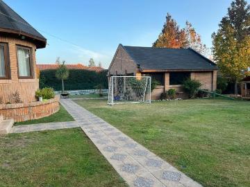 Casa En Venta En Mirador De Nogales, Machali | 3 Dormitorios por 14000.00 en Machalí
