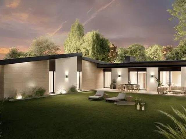 Casa en Venta en Miraflores de La Sierra
