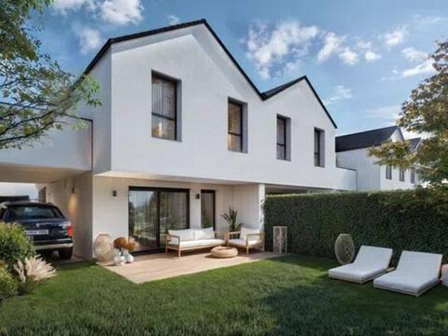 Casa en Venta en Miraflores de La Sierra