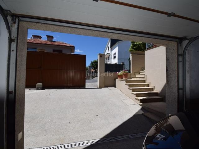 Casa en venta en Miño. Chalet pareado en venta en Playa Lago Miño. Casas.