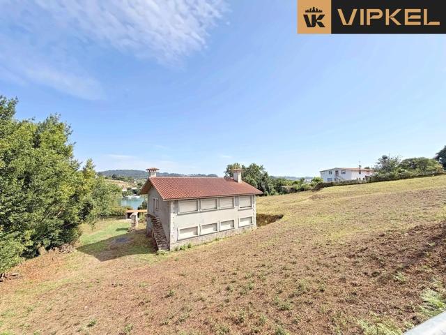 Casa en venta en Miño La Coruña