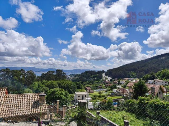 Casa en venta en Moaña. Casa de piedra para reforma total con vistas al mar. Casas.
