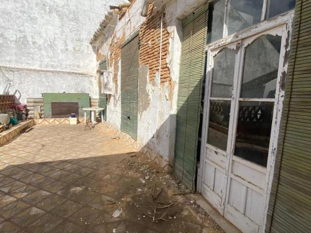 Casa en venta en Moguer, Moguer