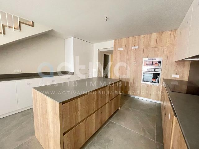 Casa en venta en Molins de Rei. CASA OBRA NUEVA A ESTRENAR. Casas Molins de.