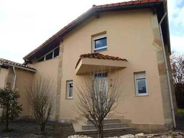 Casa en Venta en Molledo