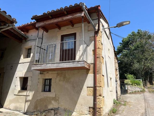 Casa en Venta en Molledo